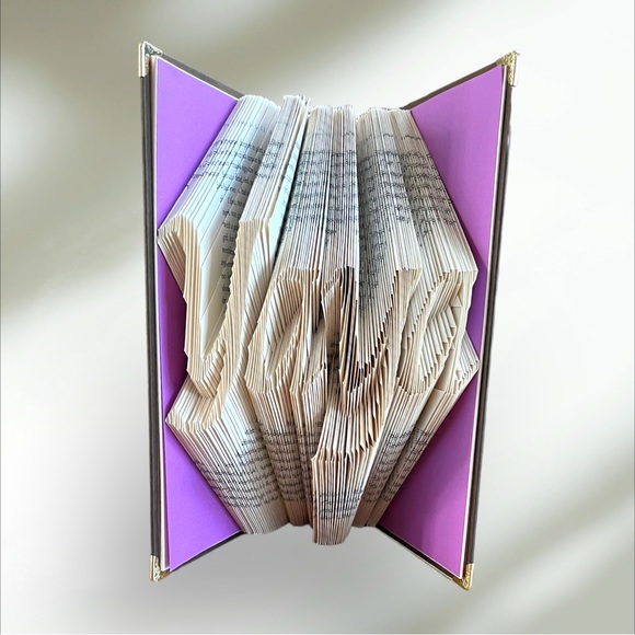 *MADE TO ORDER” Book Folding Art “Yaya” - Picture 2 of 8